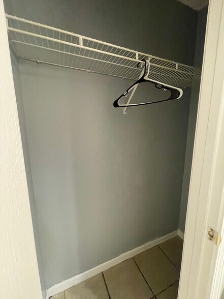 Building Photo - 1011 Barley Dr