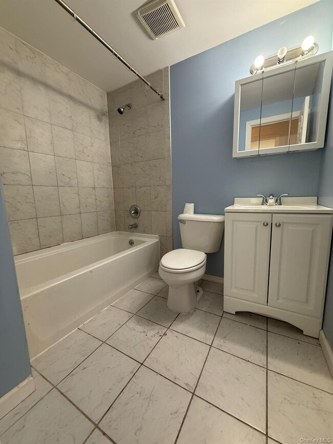 Building Photo - 4 D Independence Ct