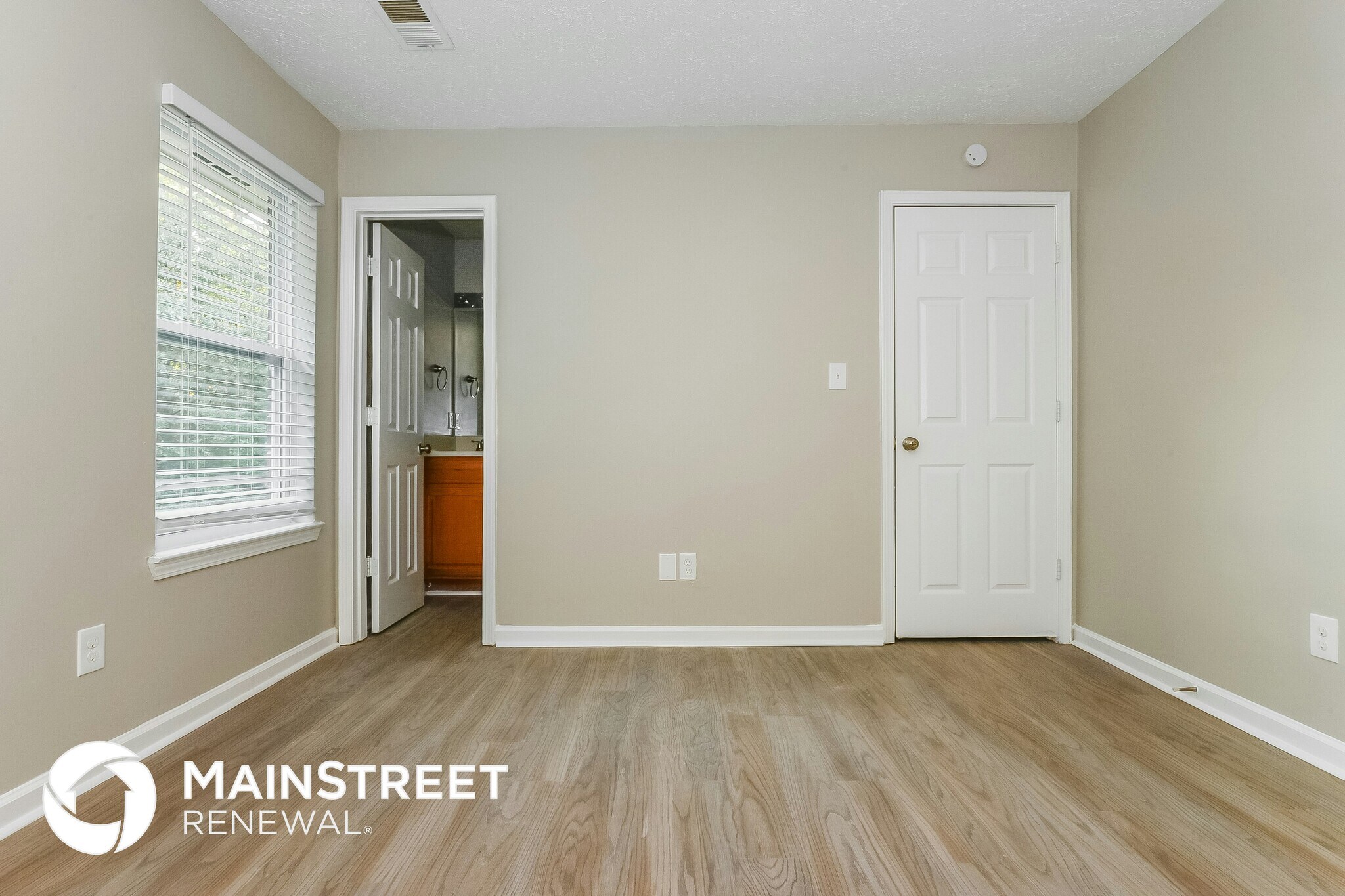 Building Photo - 35 Pinecone Ct