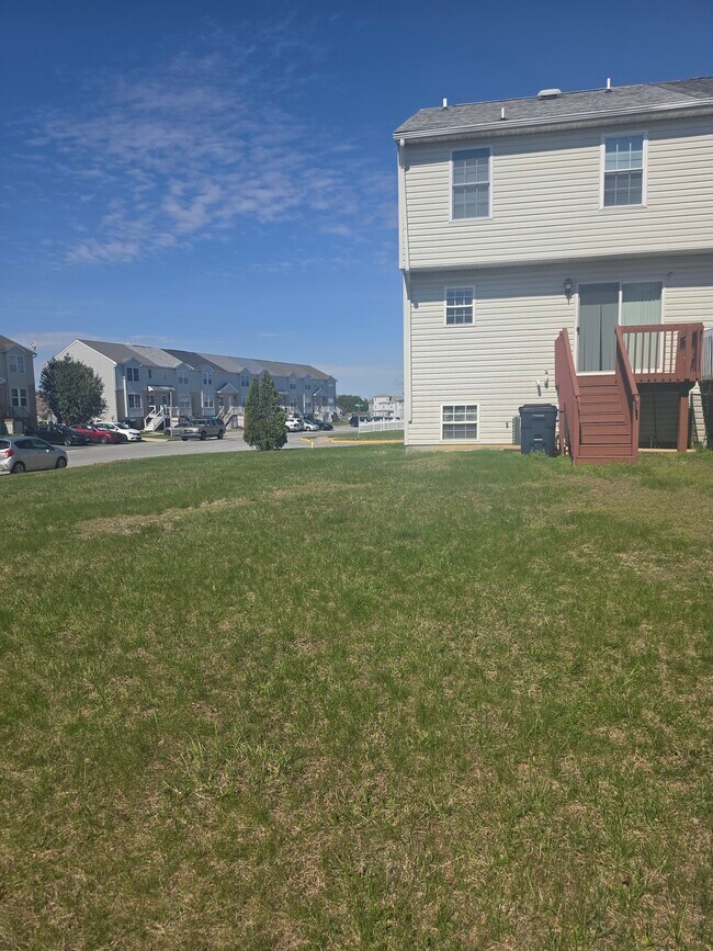 Building Photo - 631 Widener Ln