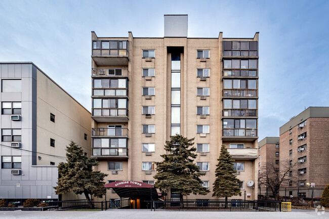 Building Photo - Sunrise Tower