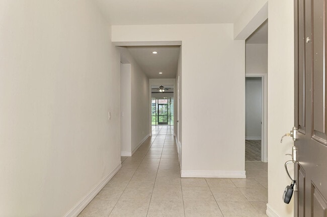 Building Photo - 4417 Conchfish Ln