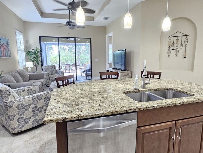 Building Photo - 10361 Crooked Crk Dr