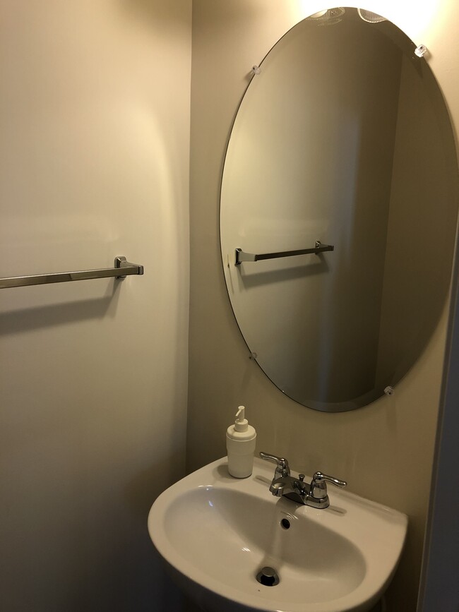 second floor half bath - 9814 Smithview Pl