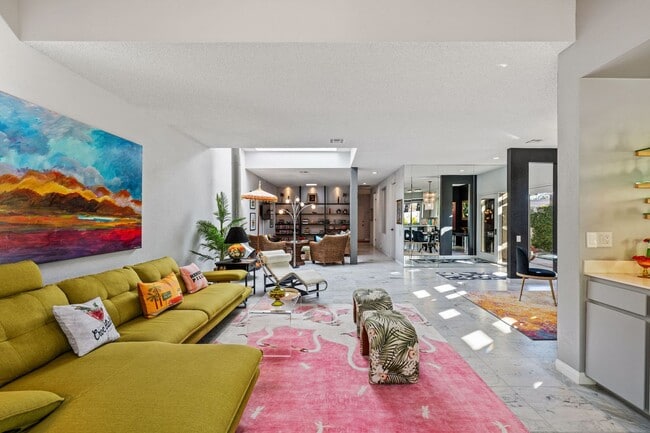 Building Photo - Mountain View Retreat in Palm Springs
