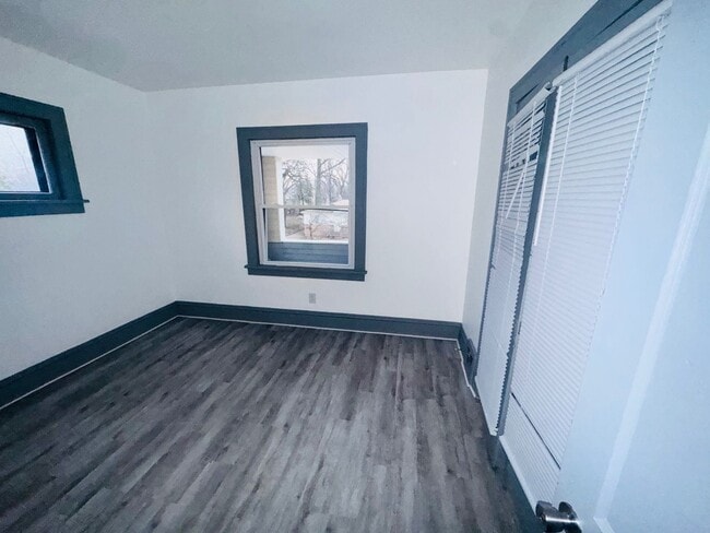 Building Photo - 12713 Craven Ave