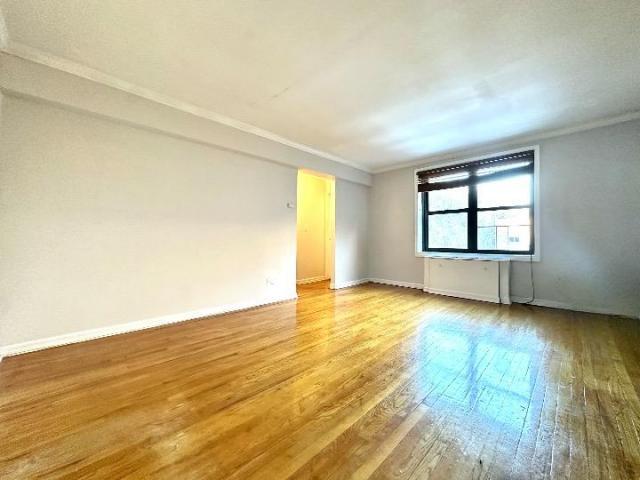 Building Photo - 1 bedroom in New York NY 10040