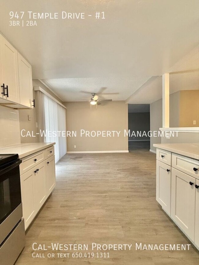 Building Photo - 947 Temple Dr