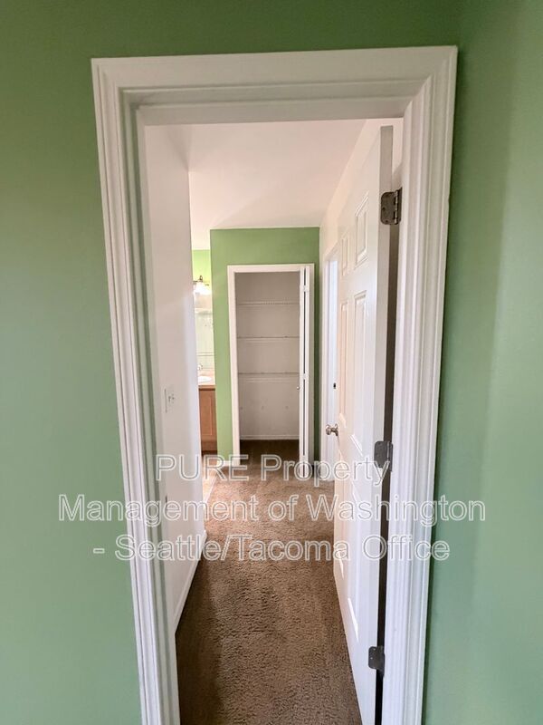 Building Photo - 1725 SW 346th Pl