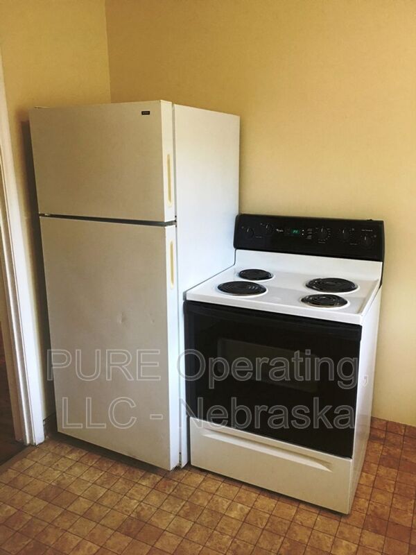 Building Photo - 210 N 32nd Ave