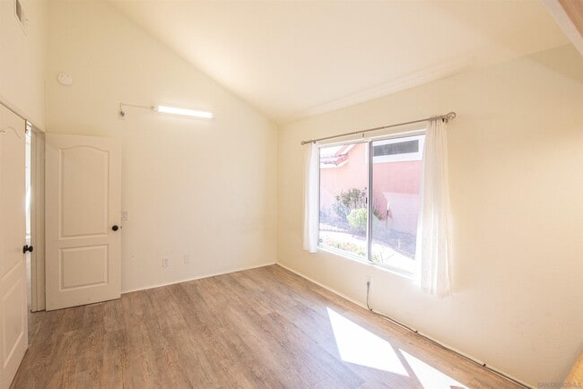 Building Photo - 11323 Caminito Corriente
