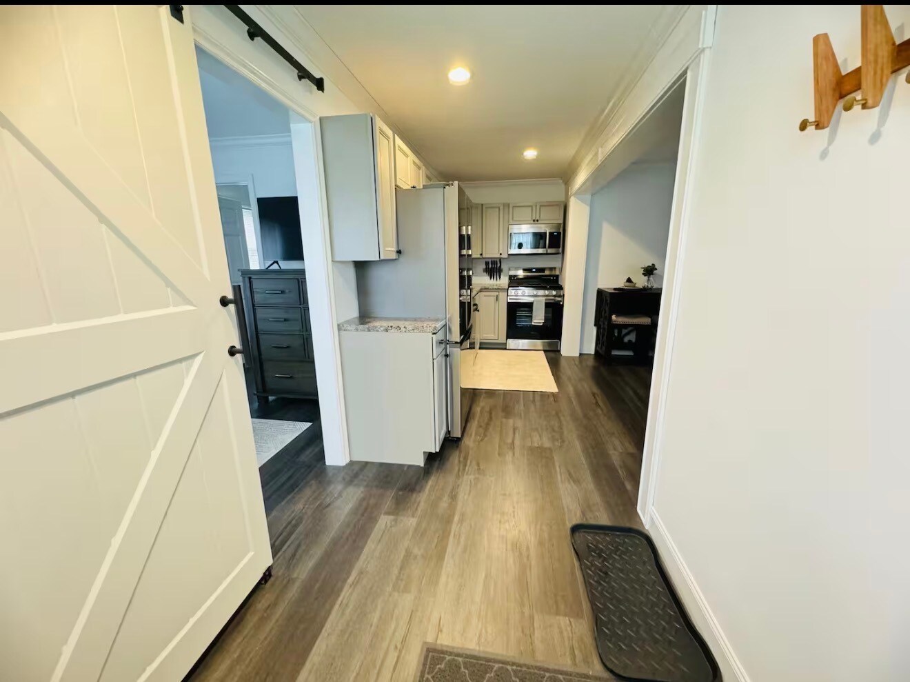 Building Photo - 10 Palmer St