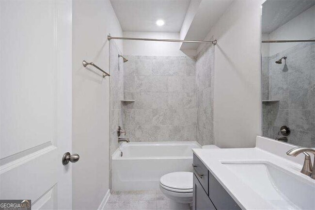 Building Photo - 1505 Slopeside Loop SE