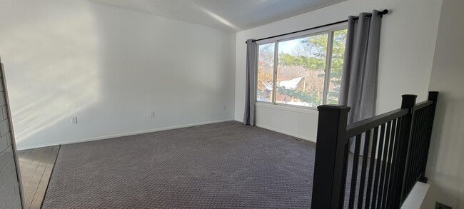 Building Photo - 4020 2nd Pl NW