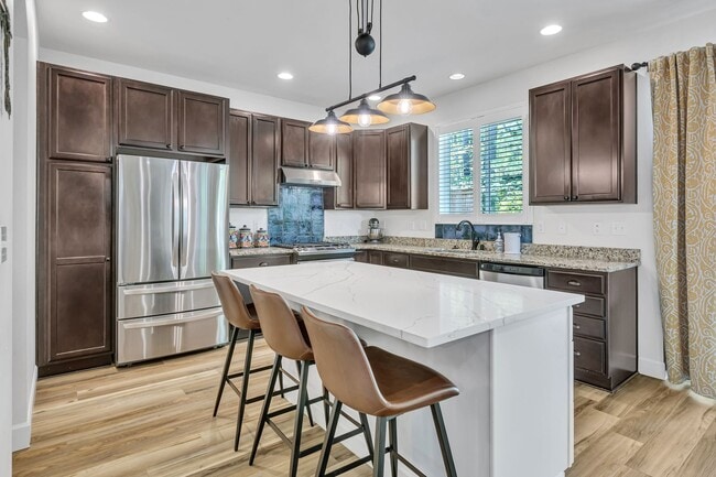 Building Photo - 11218 Borgen Loop NW
