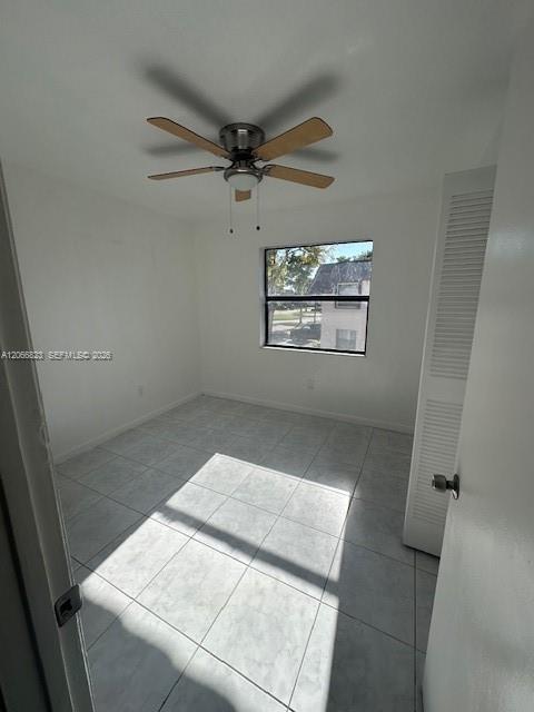 Building Photo - 861 NE 207th Ln