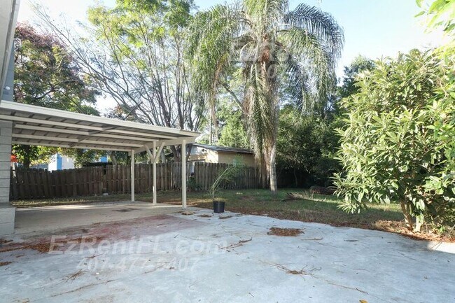 Building Photo - 5632 Lunsford Dr