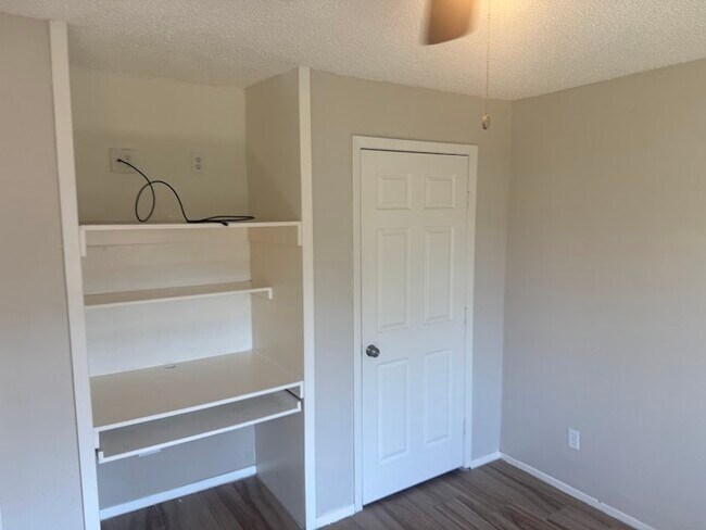 Building Photo - 3114 Clear Wing Ct