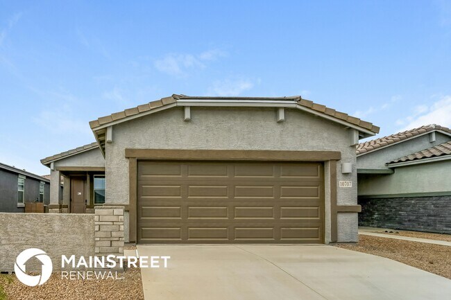 Building Photo - 10707 W Dickerson Dr