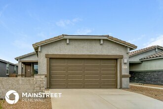 Building Photo - 10707 W Dickerson Dr