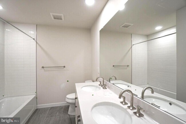 Building Photo - 332 Aspen Wy