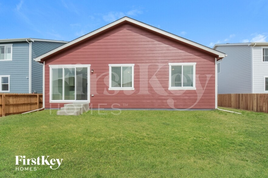 Building Photo - 14593 Normande Dr