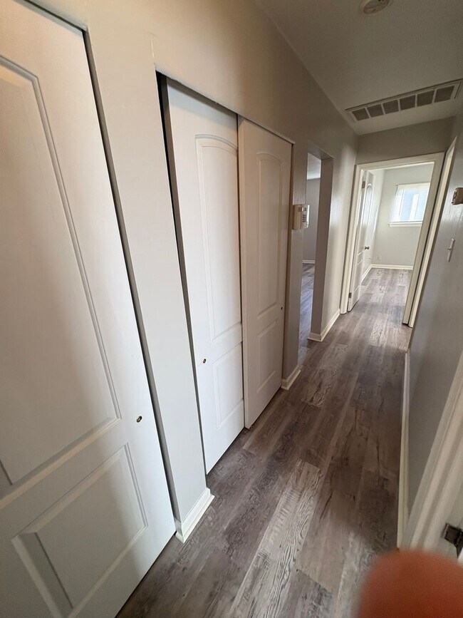 Building Photo - Beautiful updated home with new flooring and fresh paint