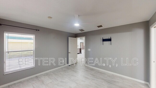 Building Photo - 138 Pine Grove Dr