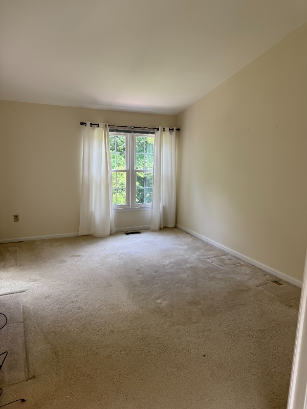 Building Photo - 226 Lynn Manor Dr