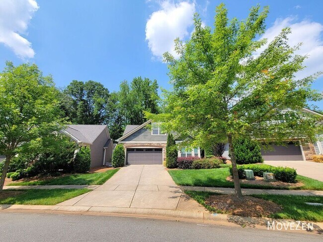 Building Photo - 8011 Parknoll Dr