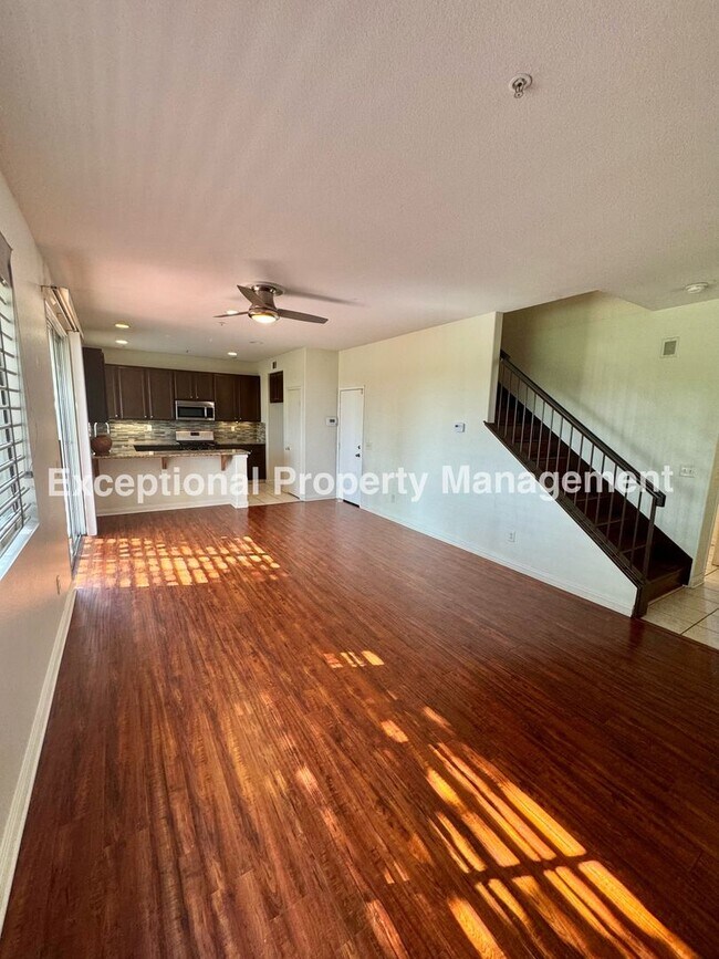 Building Photo - Beautiful Golf Course Home