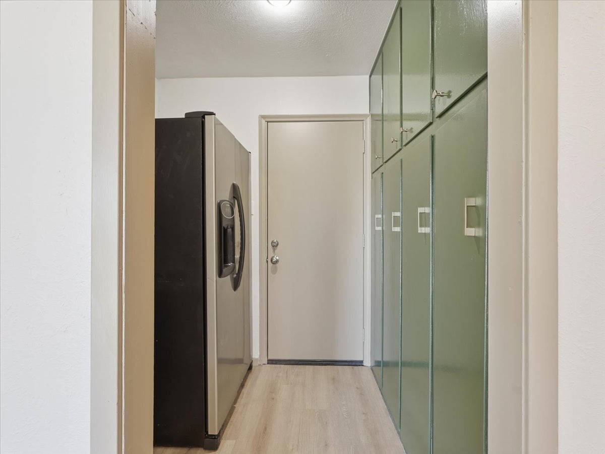 Building Photo - 1200 Thomas St