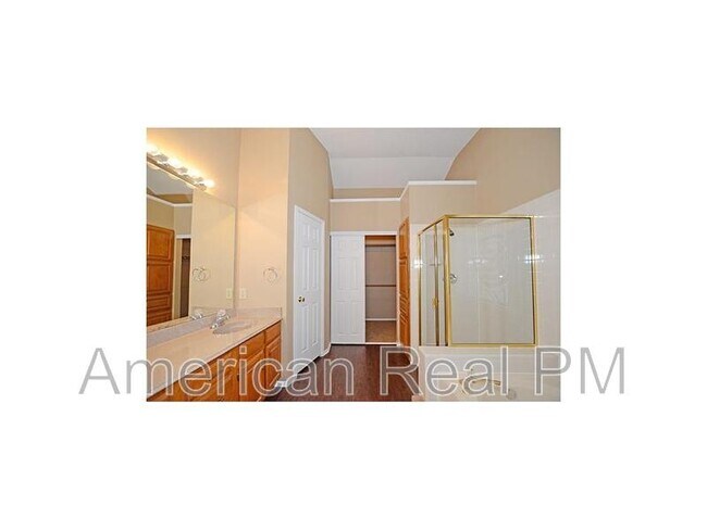 Building Photo - 1518 High Pointe Ln