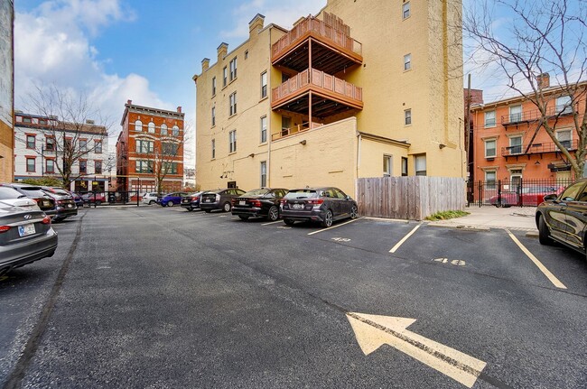 Building Photo - 1207 Republic St