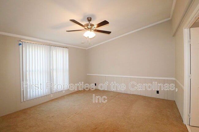 Building Photo - 1148 Southwood Dr