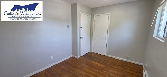 Building Photo - 5 Waldemar Ave