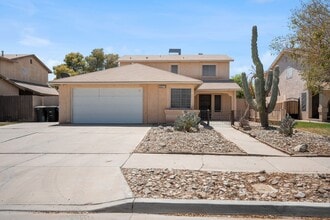Building Photo - For RENT at Sandalwood Park North