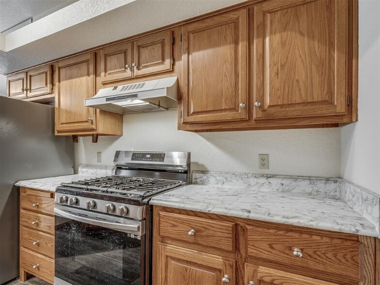 Building Photo - 10208 Pinckney Ct