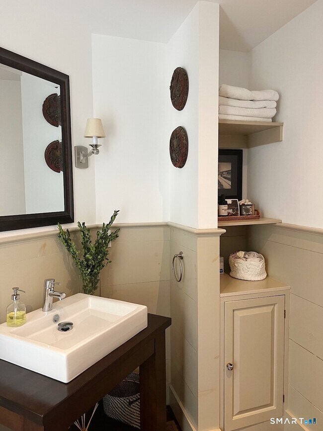 Building Photo - 87 Beaver Dam Rd