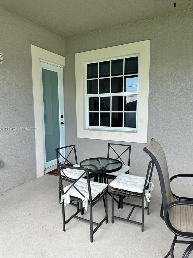 Building Photo - 1222 SW Herald Rd