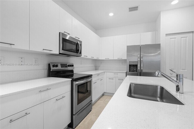 Building Photo - 2388 NW 130th Ter