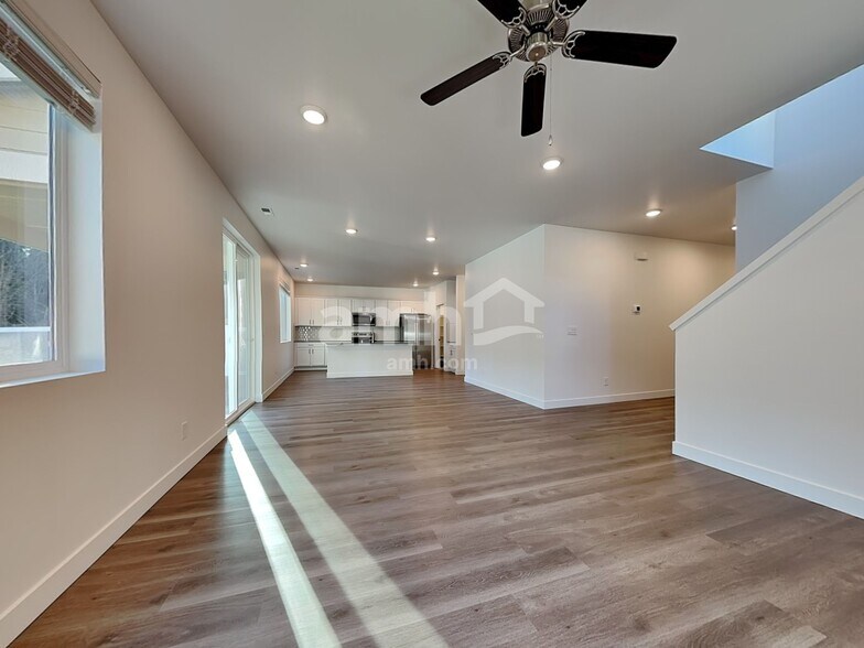 Building Photo - 7820 Selah St SW