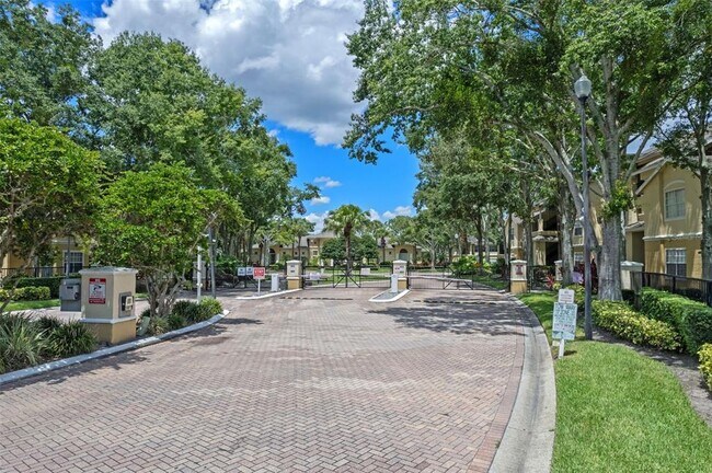 Building Photo - 2528 Robert Trent Jones Dr