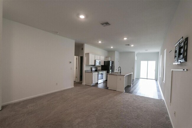 Building Photo - 35552 Shade Fern Ln