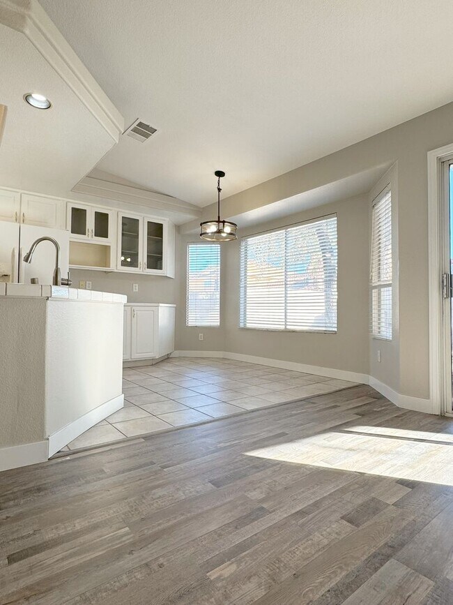 Building Photo - Newly Remolded Open Floor Plan One-Story 3 bedrooms & 2 Baths Home