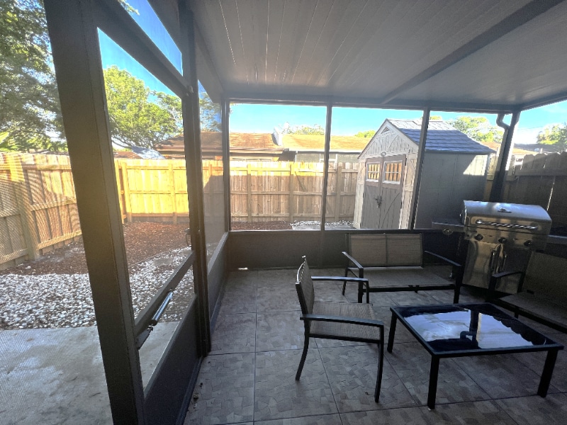 Building Photo - 2310 Elm Ct