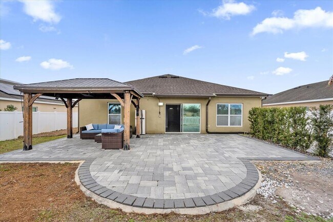 Building Photo - 3799 Briarwood Estates Cir