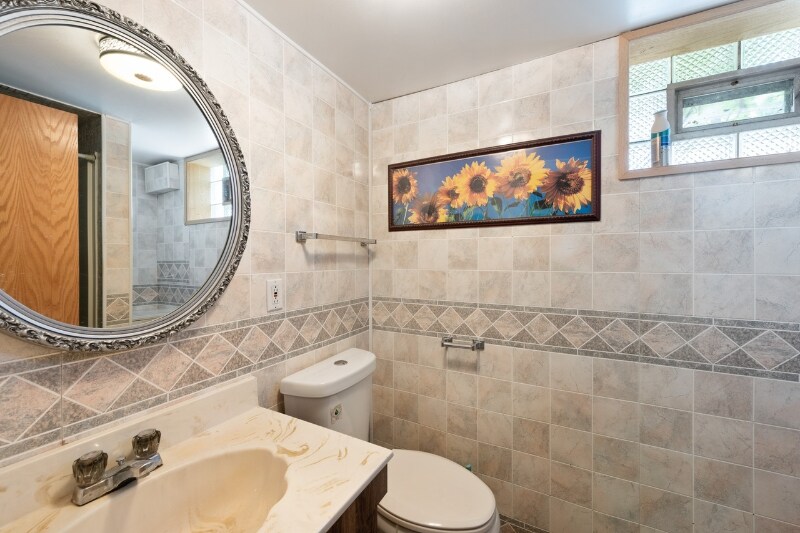 Building Photo - 4728 N Newland Ave