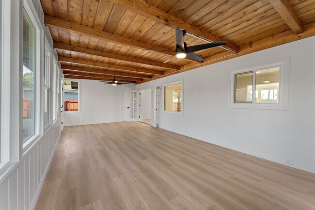 Building Photo - RV/trailer parking