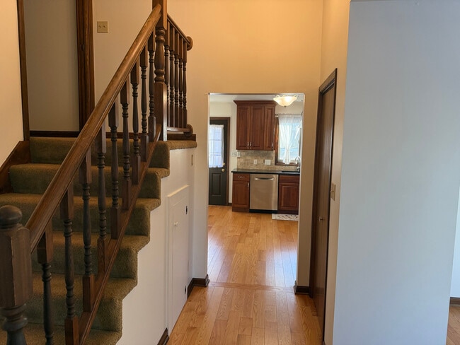 Building Photo - 13831 S Mallard Dr